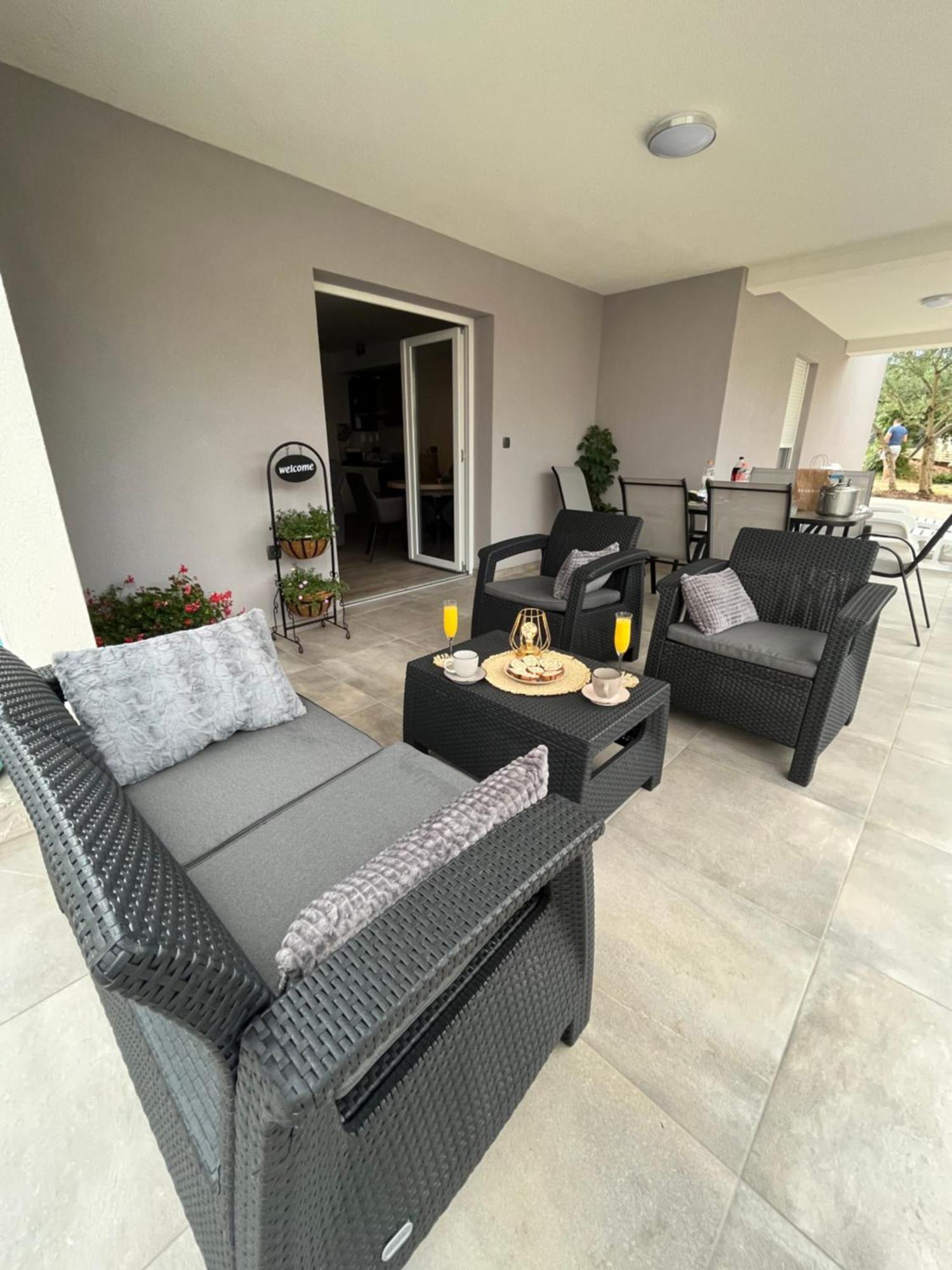 Apartman Oliva Zadar Exterior foto